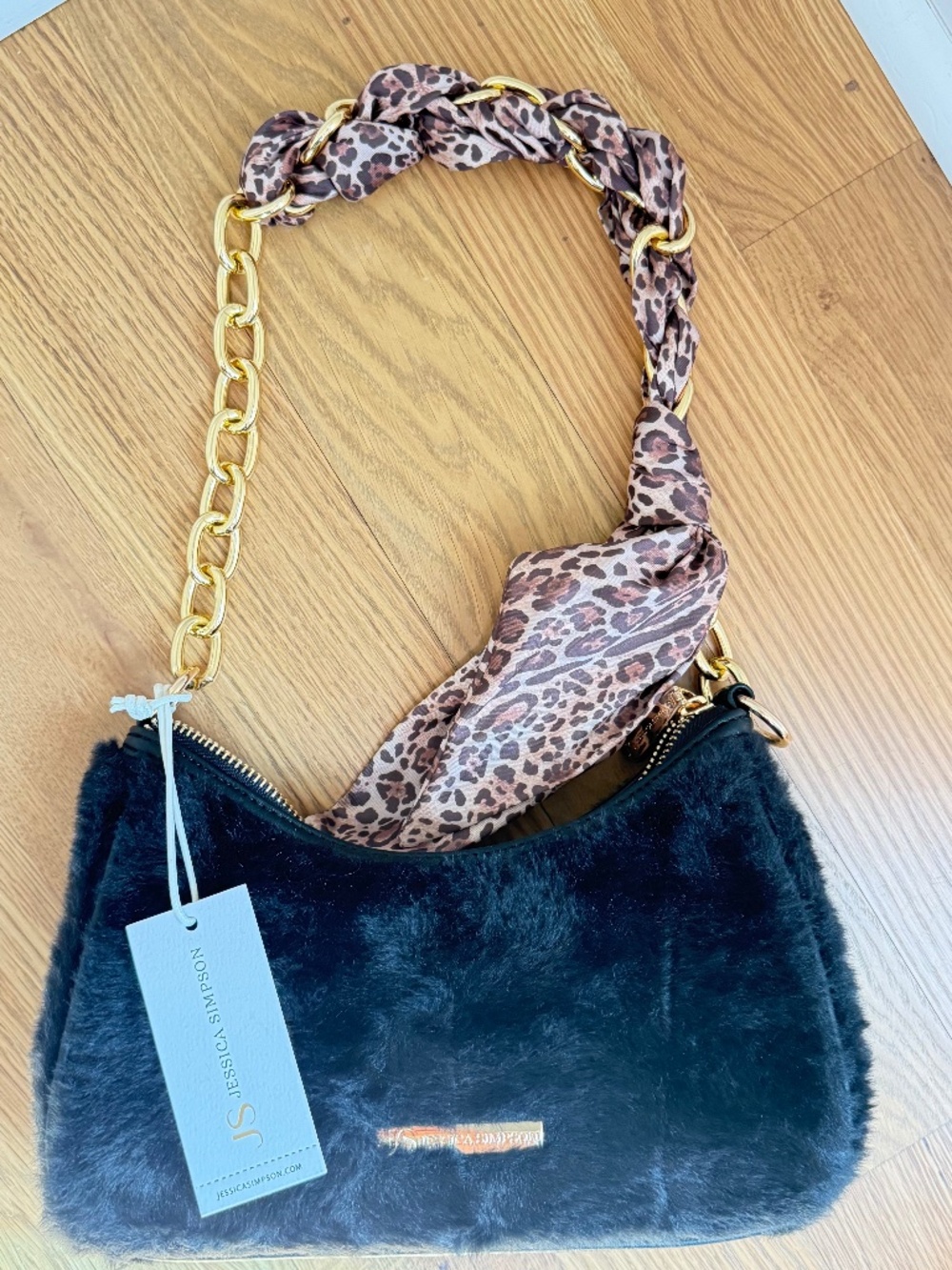 NWT Jessica Simpson Donna Shoulder Bag Faux Fur Meteorite Gray Leopard Scarf